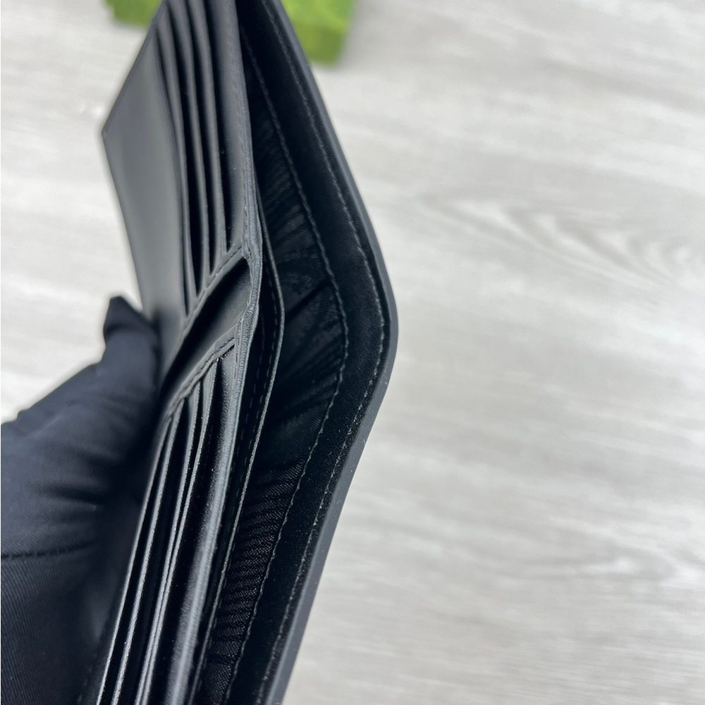 Gucci Wallets - Picture 8 of 9